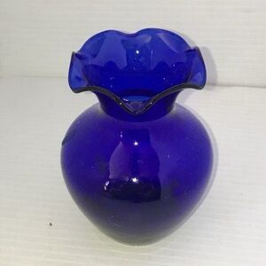 Elegant Blue Glass Vase